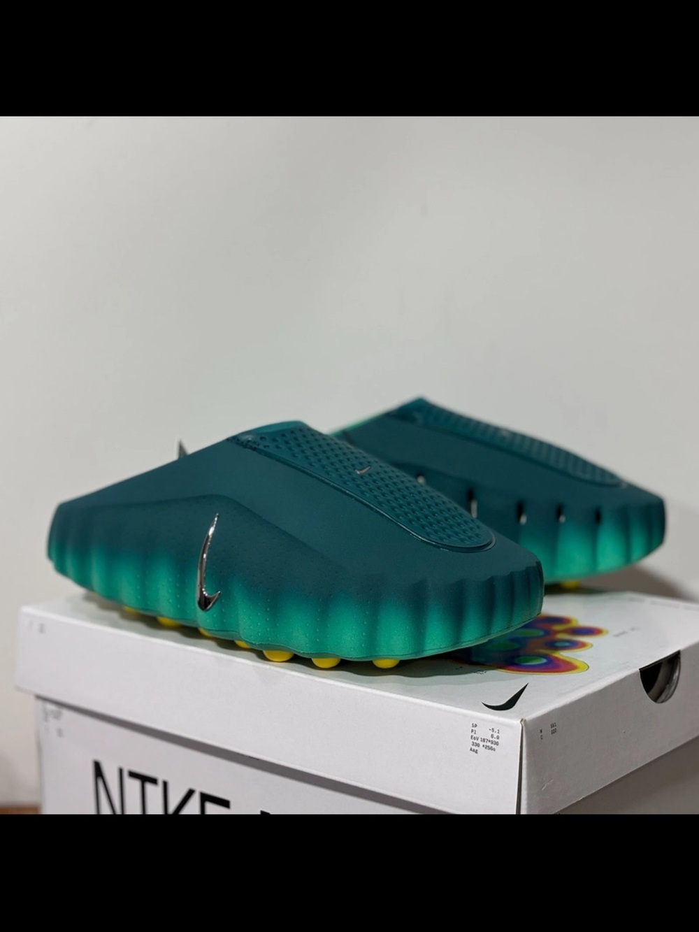 Nike mind 001 Green size W10/ M11